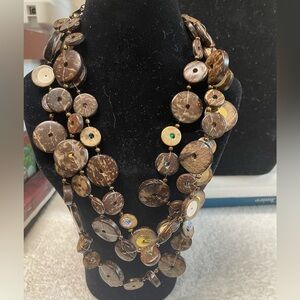 FREE W/PURCHASE Wooden Disc Necklace